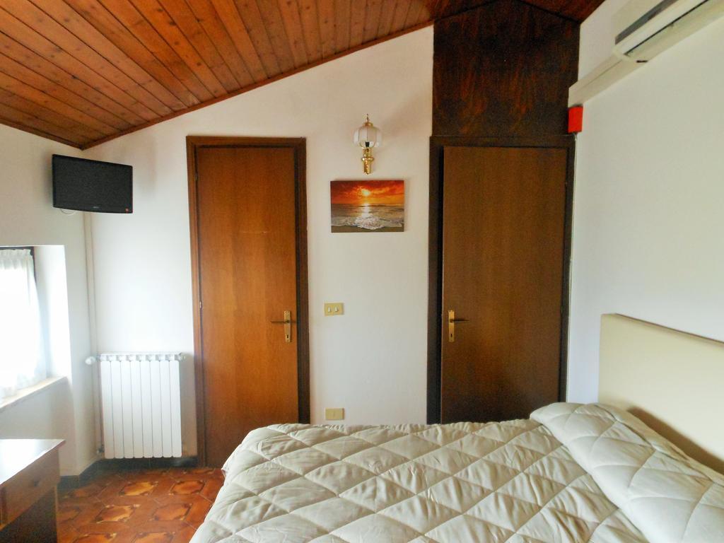 לאזיסה Albergo Mio חדר תמונה